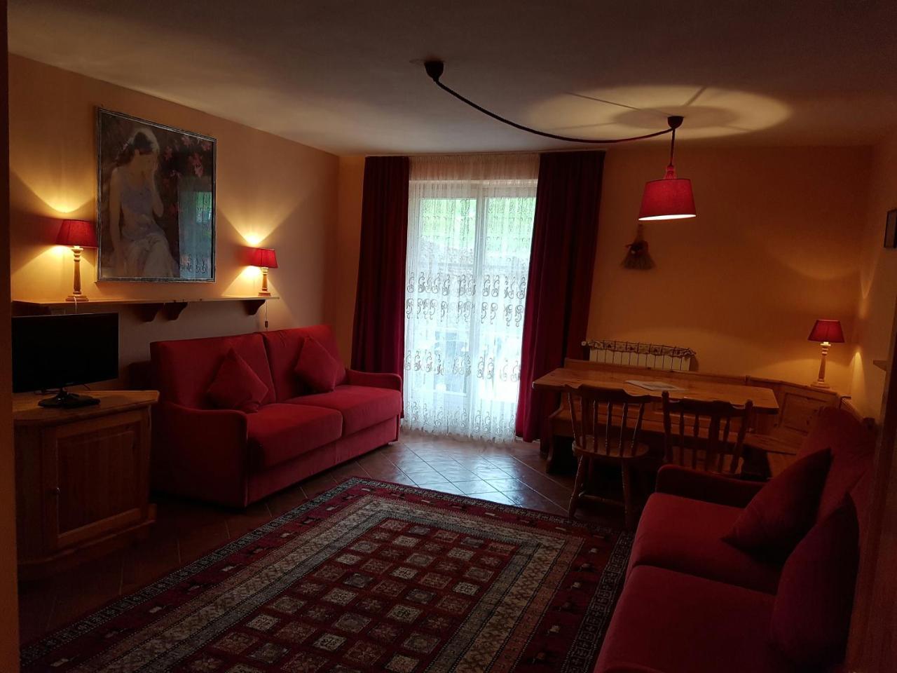 Residenze Sonnenschein Casa Rossa Villabassa Exterior foto
